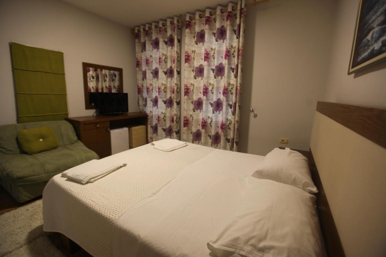Hotel Sofo Dukat Екстер'єр фото