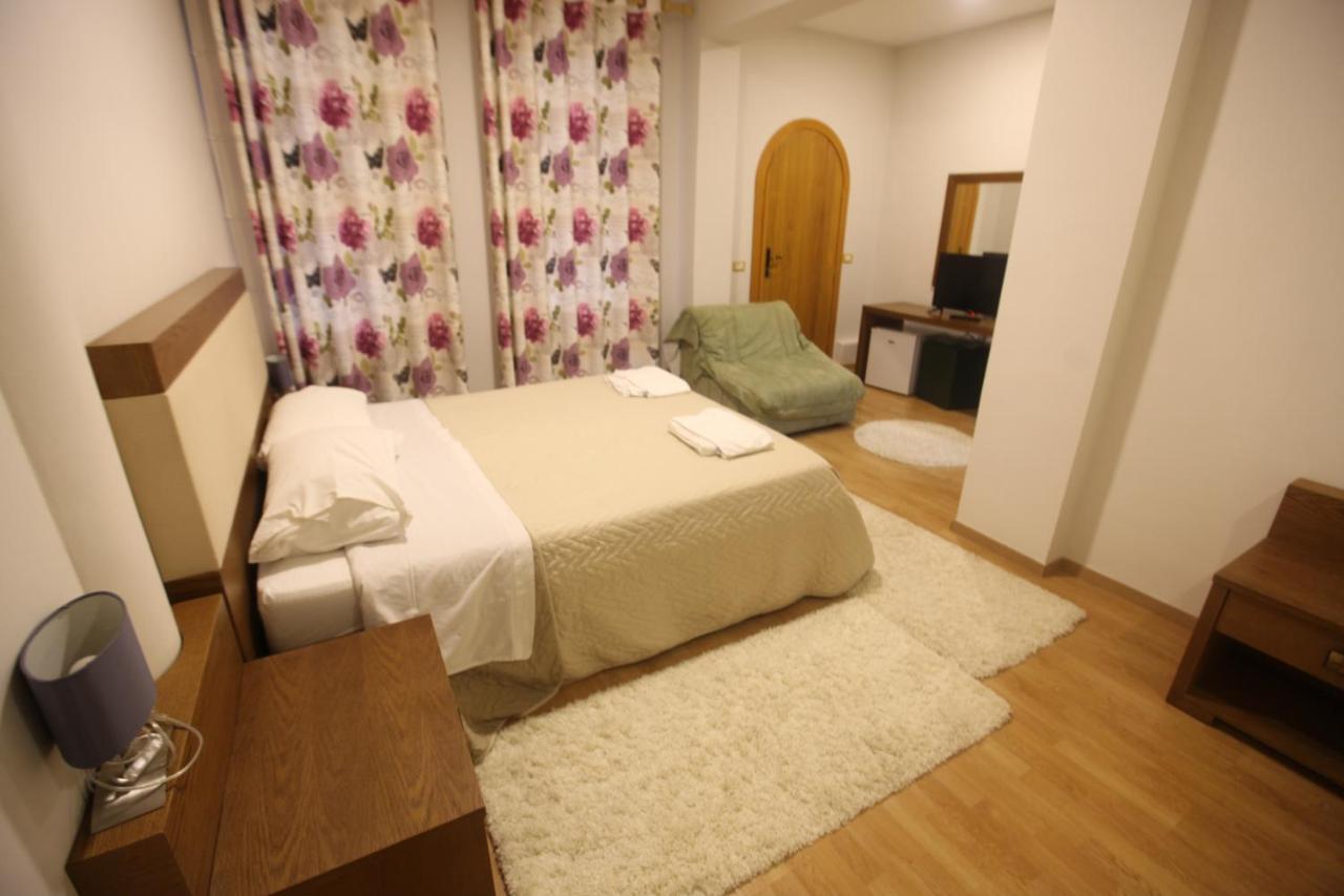 Hotel Sofo Dukat Екстер'єр фото