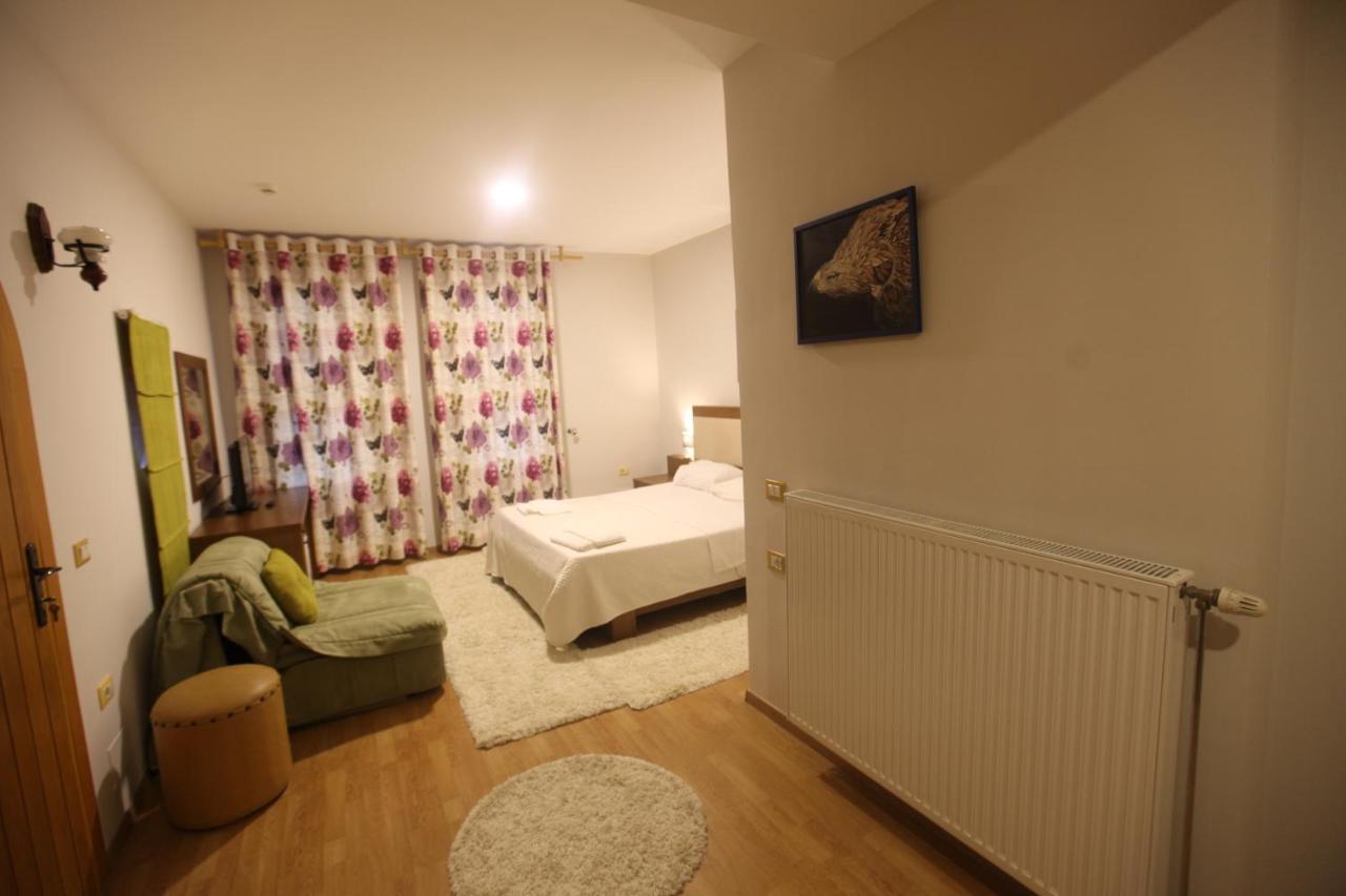 Hotel Sofo Dukat Екстер'єр фото