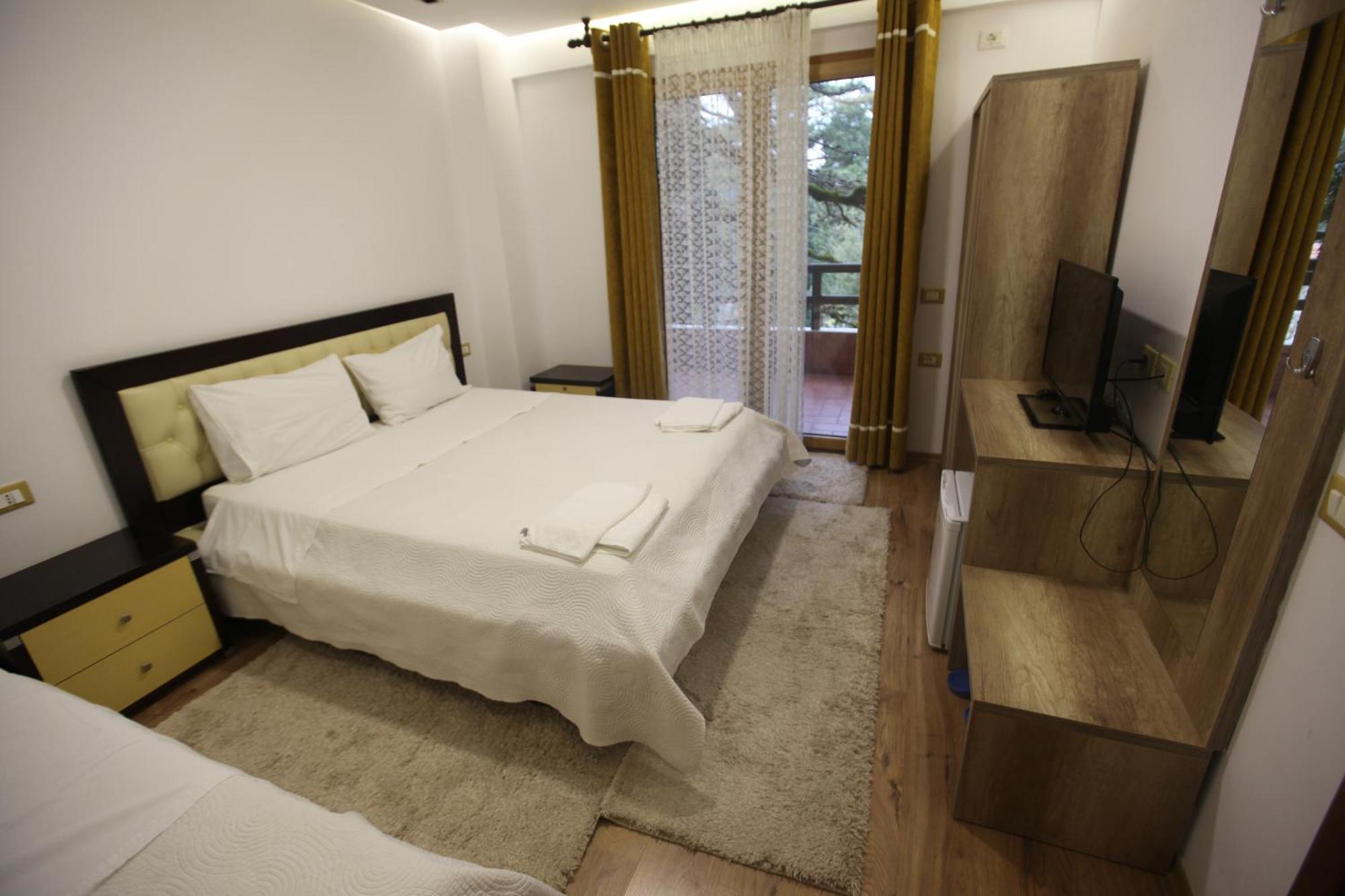 Hotel Sofo Dukat Екстер'єр фото
