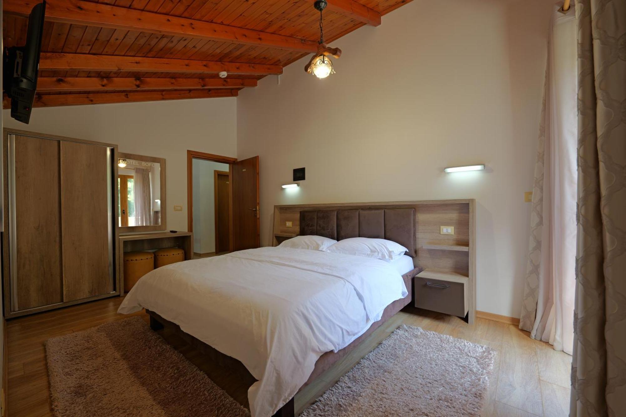 Hotel Sofo Dukat Екстер'єр фото