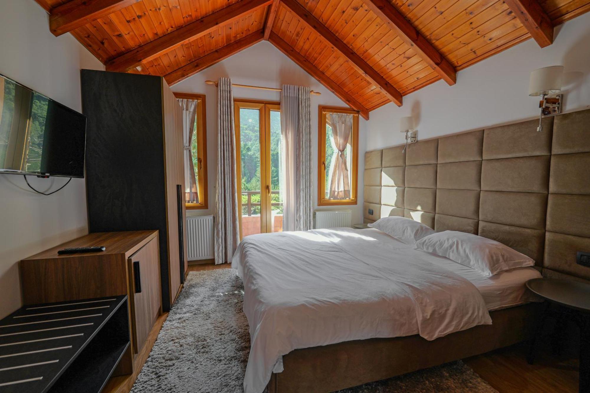 Hotel Sofo Dukat Екстер'єр фото