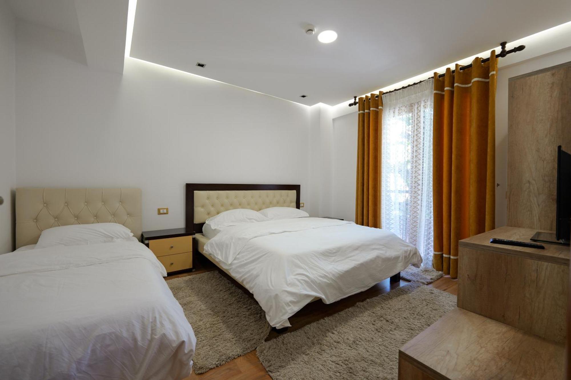 Hotel Sofo Dukat Екстер'єр фото