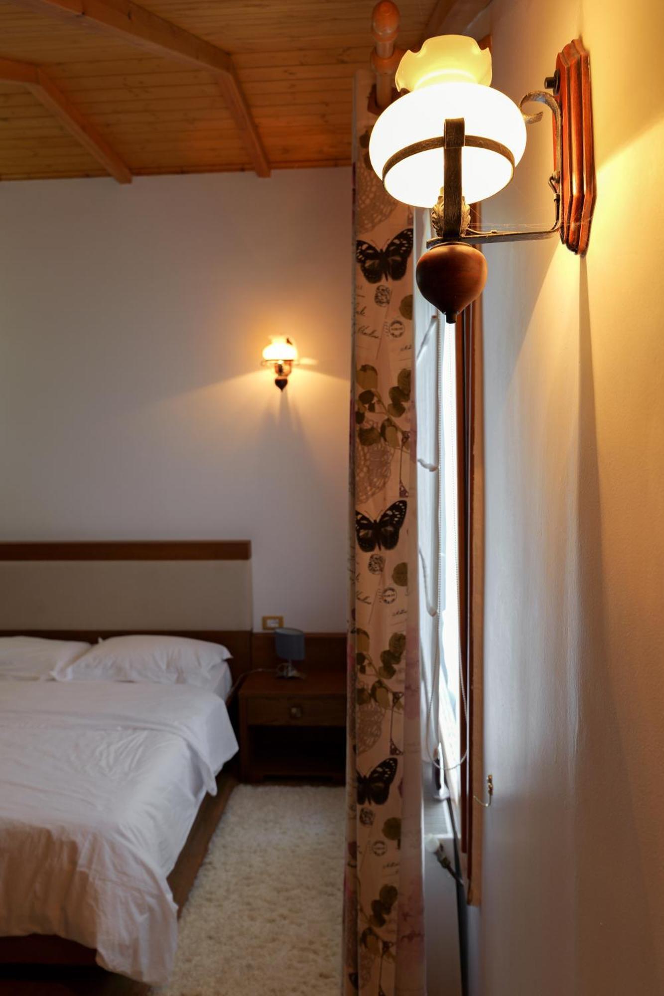 Hotel Sofo Dukat Екстер'єр фото